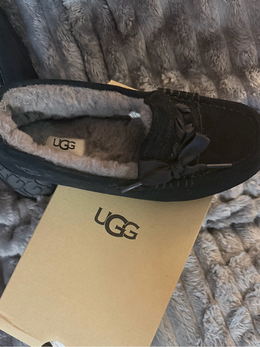 NWT UGG Ansley Lace Suede Slippers